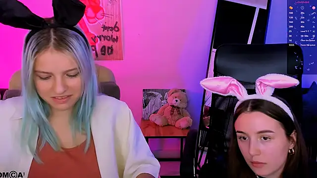 leslie bird online show from October 2025 07:39:02 AM