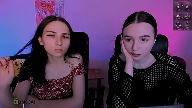 Snapshot of leslie_bird chatting on February 2026 12:53:02 PM leslie bird online show from February 2026 12:53:02 PM