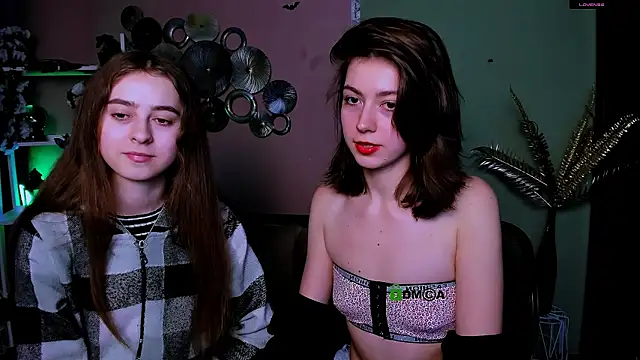 Snapshot of rebecca_smile chatting on December 2025 01:27:02 PM rebecca smile online show from December 2025 01:27:02 PM