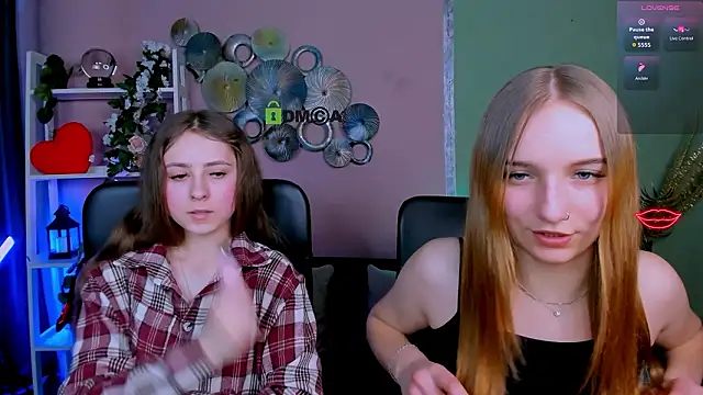 Snapshot of rebecca_smile chatting on February 2026 02:11:02 PM rebecca smile online show from February 2026 02:11:02 PM