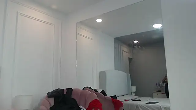 ChantalGarner online show from October 2025 12:50:02 PM