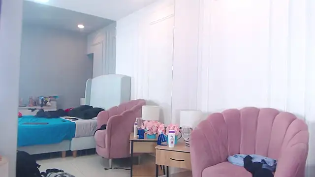 ChantalGarner online show from February 2026 01:22:01 PM