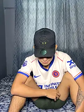 cristyan arias online show from October 2025 02:34:01 PM