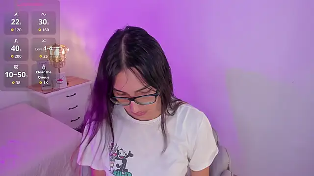 Snapshot of cherrylady_02 chatting on November 2025 12:05:02 PM cherrylady 02 online show from November 2025 12:05:02 PM