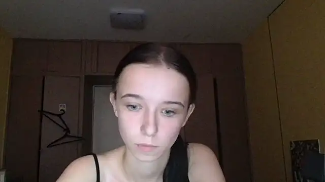 Emilia Light online show from October 2025 07:28:02 AM