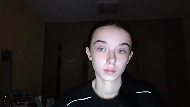 Emilia Light online show from November 2025 06:46:02 AM