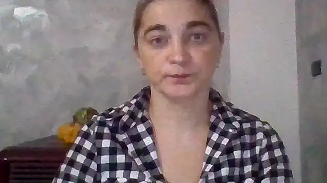 Snapshot of GoldenAngelMilf chatting on November 2025 04:17:02 PM GoldenAngelMilf online show from November 2025 04:17:02 PM