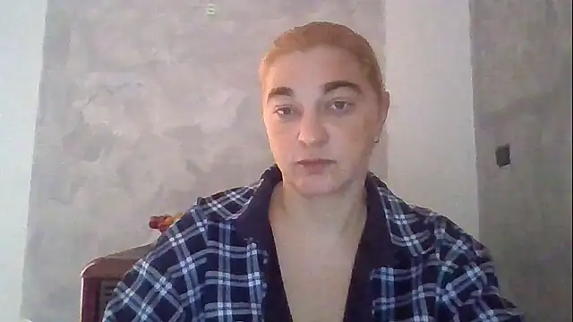 Snapshot of GoldenAngelMilf chatting on January 2026 10:50:01 AM GoldenAngelMilf online show from January 2026 10:50:01 AM