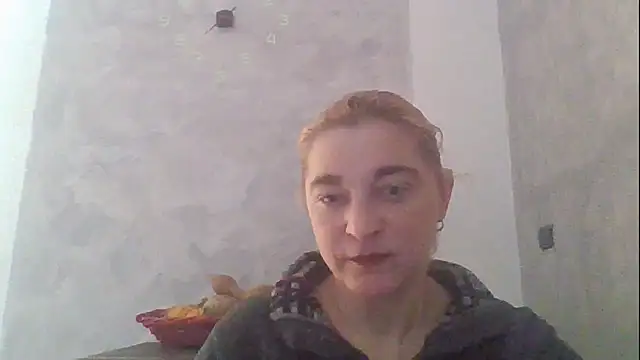 Snapshot of GoldenAngelMilf chatting on February 2026 12:37:02 PM GoldenAngelMilf online show from February 2026 12:37:02 PM