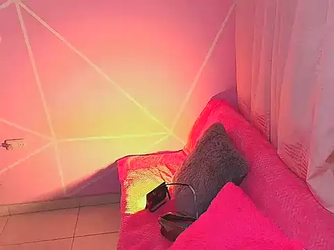 CuteFlame online show from November 2025 09:35:02 PM