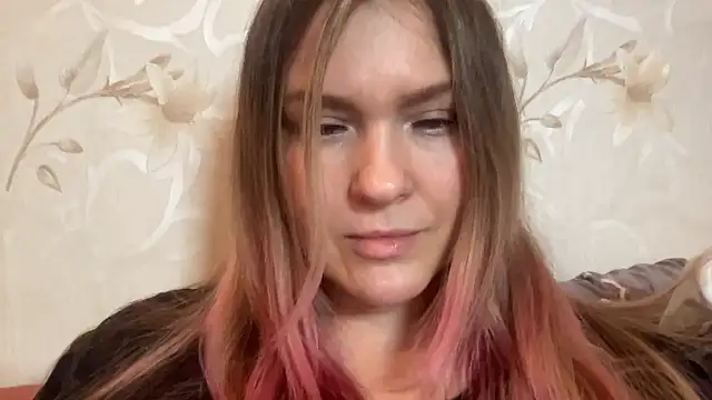 Snapshot of Milysoren chatting on February 2026 05:55:01 PM Milysoren online show from February 2026 05:55:01 PM