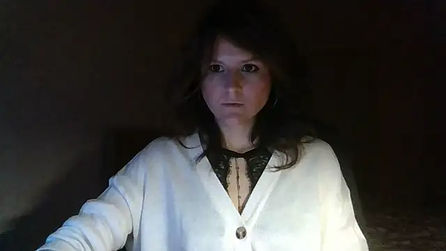 Arivonne online show from February 2026 03:26:02 PM