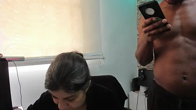 Yin yang hot online show from November 2025 03:45:01 PM