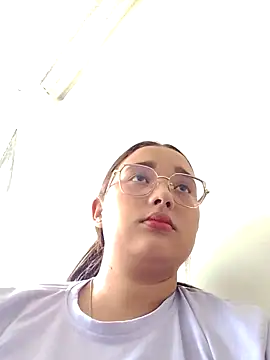 young dairy01 online show from September 2025 01:38:02 PM