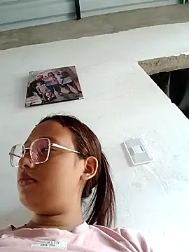 young dairy01 online show from October 2025 12:07:02 PM