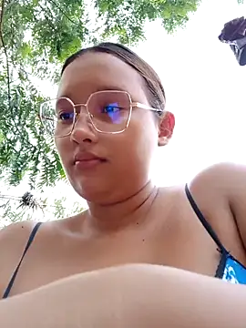 young dairy01 online show from December 2025 11:15:01 AM