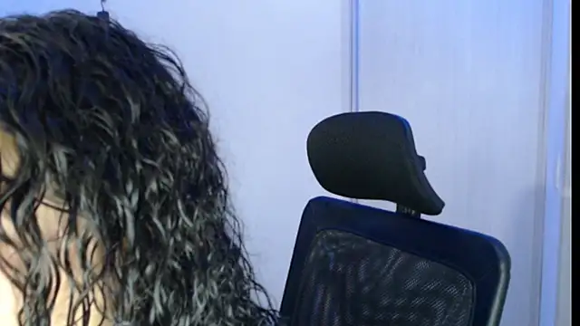 Ivonnybonn online show from October 2025 10:23:02 PM