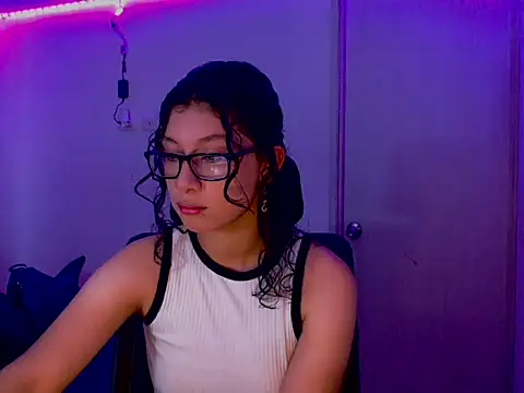 Ivonnybonn online show from January 2026 08:12:01 PM