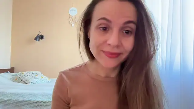 AnnieLove7722 online show from May 2026 07:03:01 AM