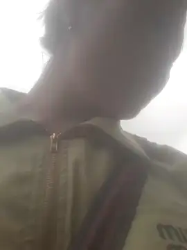 bree-zz online show from November 2025 01:16:01 AM