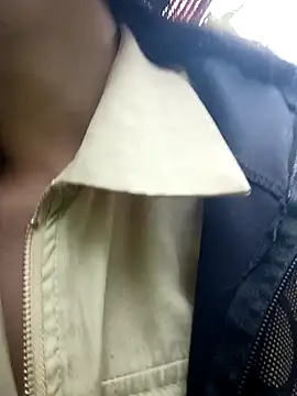 bree-zz online show from February 2026 02:21:02 AM