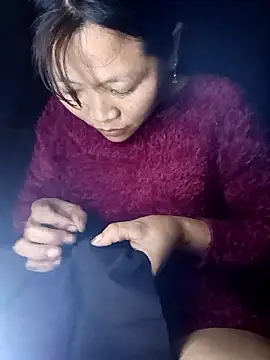 bree-zz online show from February 2026 10:31:02 AM