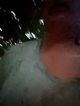 bree-zz online show from April 2026 10:47:01 PM