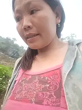 bree-zz online show from April 2026 10:54:02 AM