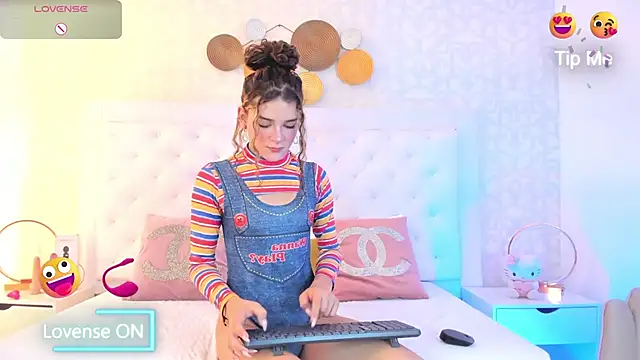 kendallspears 1 online show from October 2025 03:39:02 AM