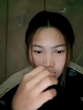 min-xinh online show from December 2025 03:17:01 PM