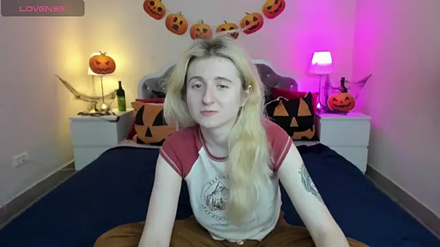 CamillaDreamer online show from October 2025 05:57:02 PM