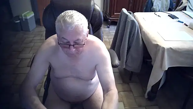 Alain633 online show from October 2025 04:16:01 PM