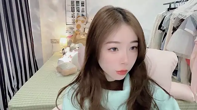 Snapshot of Gardenia-222 chatting on November 2025 06:56:02 AM Gardenia-222 online show from November 2025 06:56:02 AM