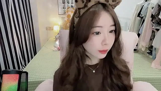 Snapshot of Gardenia-222 chatting on November 2025 11:34:02 AM Gardenia-222 online show from November 2025 11:34:02 AM