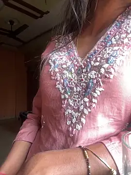 Nencycute1 online show from October 2025 05:28:02 AM