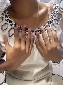 Nencycute1 online show from October 2025 02:47:02 PM