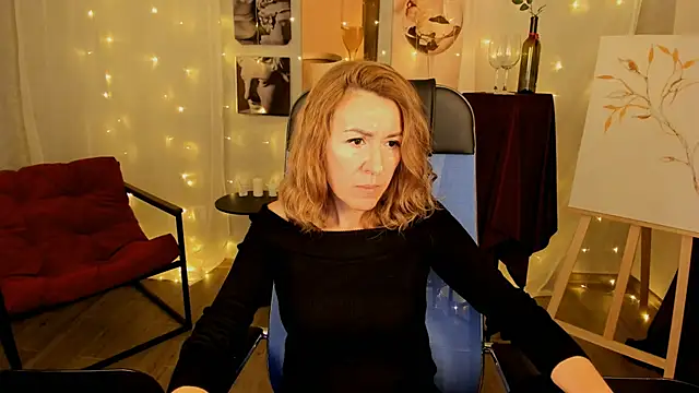 DonnaSmitth online show from October 2025 09:41:02 AM