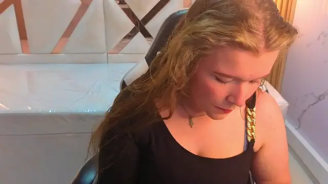 carla tp online show from October 2025 12:55:01 PM