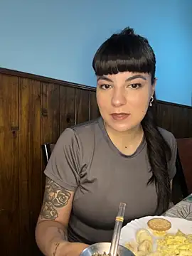 Snapshot of Lucecitalove chatting on November 2025 01:33:02 PM Lucecitalove online show from November 2025 01:33:02 PM