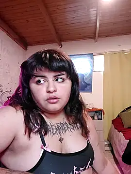 crucifxcked online show from September 2025 08:46:01 PM