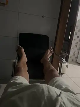 MCLZK online show from November 2025 09:25:02 PM