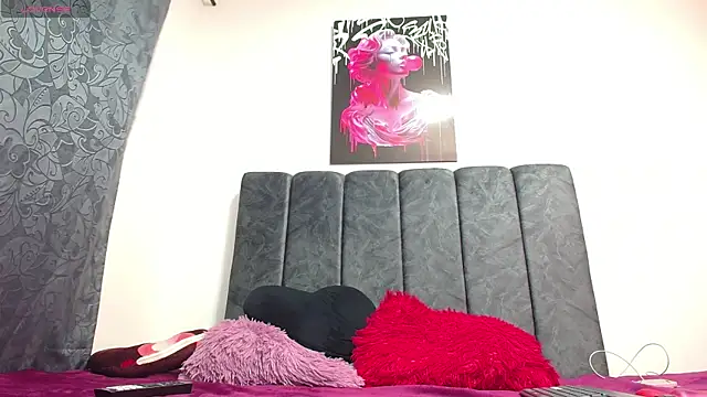 karinna santana online show from October 2025 10:49:02 PM