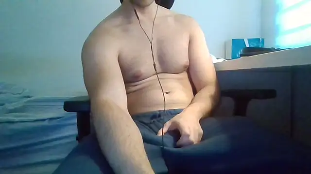 Snapshot of alexhuged chatting on February 2026 03:48:02 PM alexhuged online show from February 2026 03:48:02 PM
