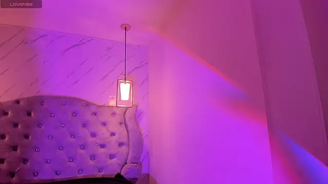 Iris  77 online show from October 2025 06:59:01 PM