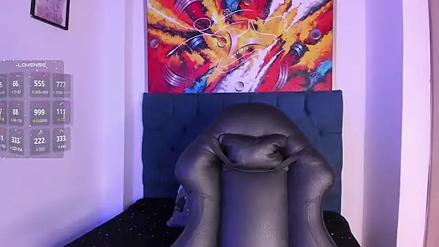 violet blaze online show from November 2025 10:18:02 AM