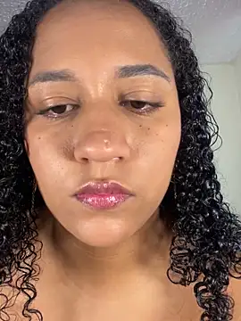 jesicamonroe44 online show from October 2025 01:32:01 PM