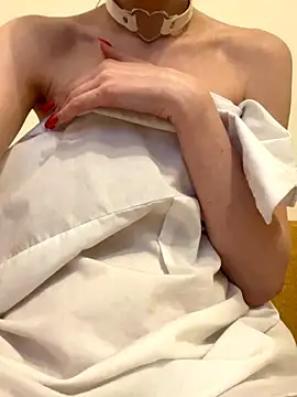 Snapshot of Alena_horny chatting on October 2025 09:56:01 PM Alena horny online show from October 2025 09:56:01 PM