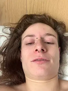 GoldenPussy1329 online show from February 2026 11:28:02 AM