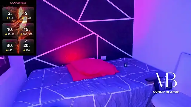 VynnyBlacke  online show from November 2025 10:51:01 AM