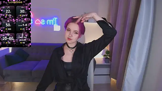 luna son online show from October 2025 09:24:01 PM